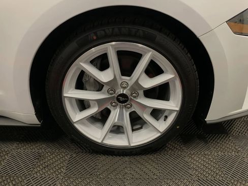 Used 2022 Ford Mustang GT Premium image 19