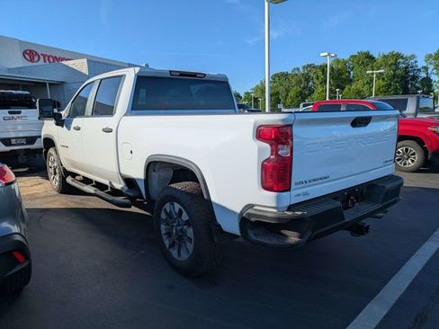 Used 2026 Chevrolet Silverado 2500 Custom w/ Custom Convenience Package image 4