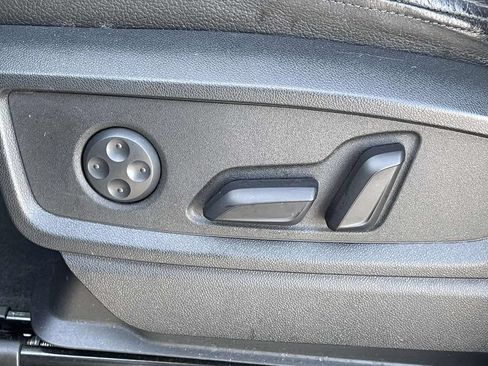 Used 2020 Audi Q5 e Premium Plus AWD/4WD image 7