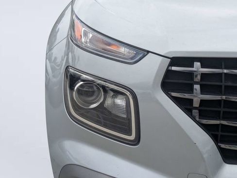 Used 2020 Hyundai Venue SEL w/ Convenience Package FWD image 10