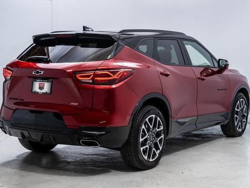 Used 2025 Chevrolet Blazer RS w/ Driver Confidence II Package image 7