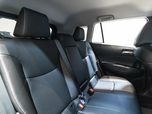 Certified 2026 Toyota Corolla Cross XLE FWD image 31