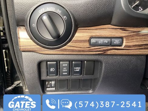 Used 2019 Nissan Titan SL w/ Texas Titan Edition AWD/4WD image 29