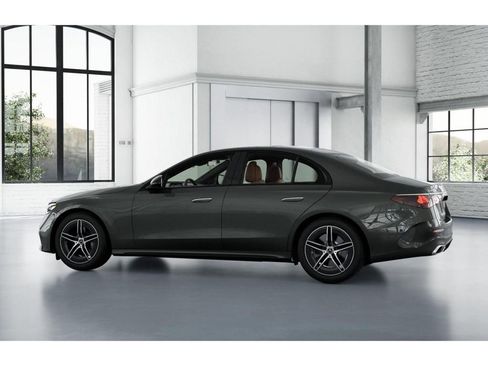 New 2026 Mercedes-Benz E 450 4MATIC Sedan image 32