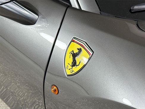 Used 2018 Ferrari 488 GTB image 33