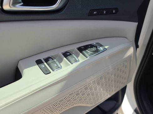 New 2026 Kia Carnival SX FWD image 21