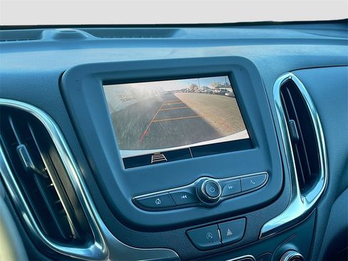 Used 2024 Chevrolet Equinox LT image 14