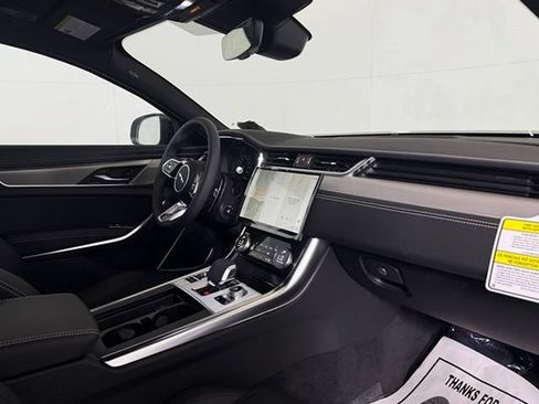New 2024 Jaguar XF R-Dynamic SE AWD/4WD image 18