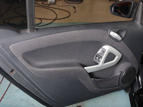 Used 2009 smart fortwo BRABUS RWD image 41
