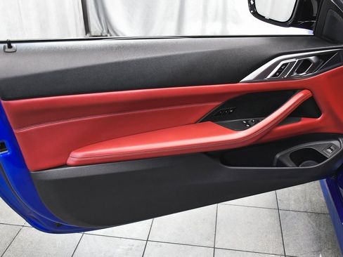 Used 2023 BMW 430i xDrive Coupe w/ M Sport Package image 9