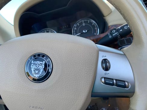 Used 2007 Jaguar XK Convertible RWD image 11