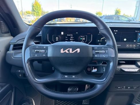 Used 2024 Kia EV9 GT-Line AWD/4WD image 18