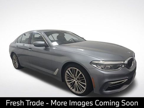 Used 2017 BMW 540i image 1