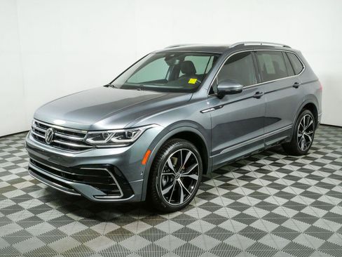Used 2022 Volkswagen Tiguan SEL R-Line AWD/4WD image 27