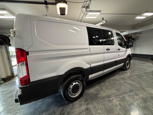 Used 2017 Ford Transit 250 130 Low Roof RWD image 8