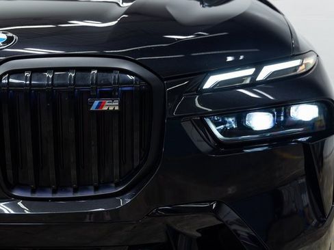 Certified 2025 BMW X7 M60i image 7