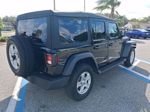 Used 2023 Jeep Wrangler Unlimited Sport AWD/4WD image 5