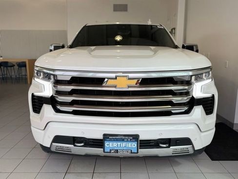 Certified 2022 Chevrolet Silverado 1500 High Country w/ Technology Package image 33
