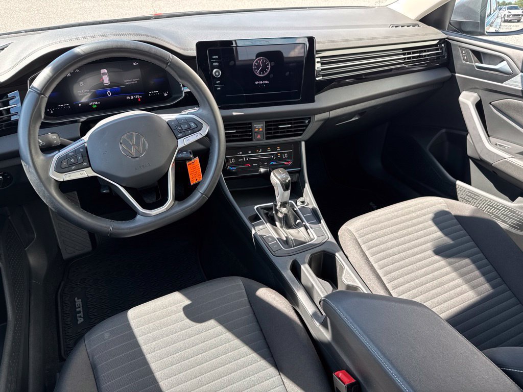Certified 2025 Volkswagen Jetta S FWD image 14