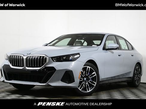 New 2026 BMW 530i xDrive w/ M Sport Package image 1