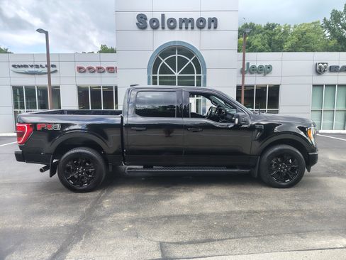 Used 2022 Ford F150 XLT w/ Equipment Group 302A High AWD/4WD image 1