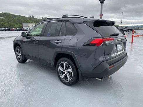 Used 2025 Toyota RAV4 XLE w/ Convenience Package AWD/4WD image 6