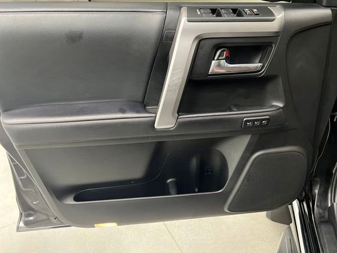 Used 2021 Toyota 4Runner Limited RWD image 11