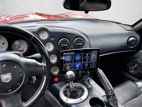 Used 2005 Dodge Viper SRT-10 w/ Copperhead Edition Group RWD image 8