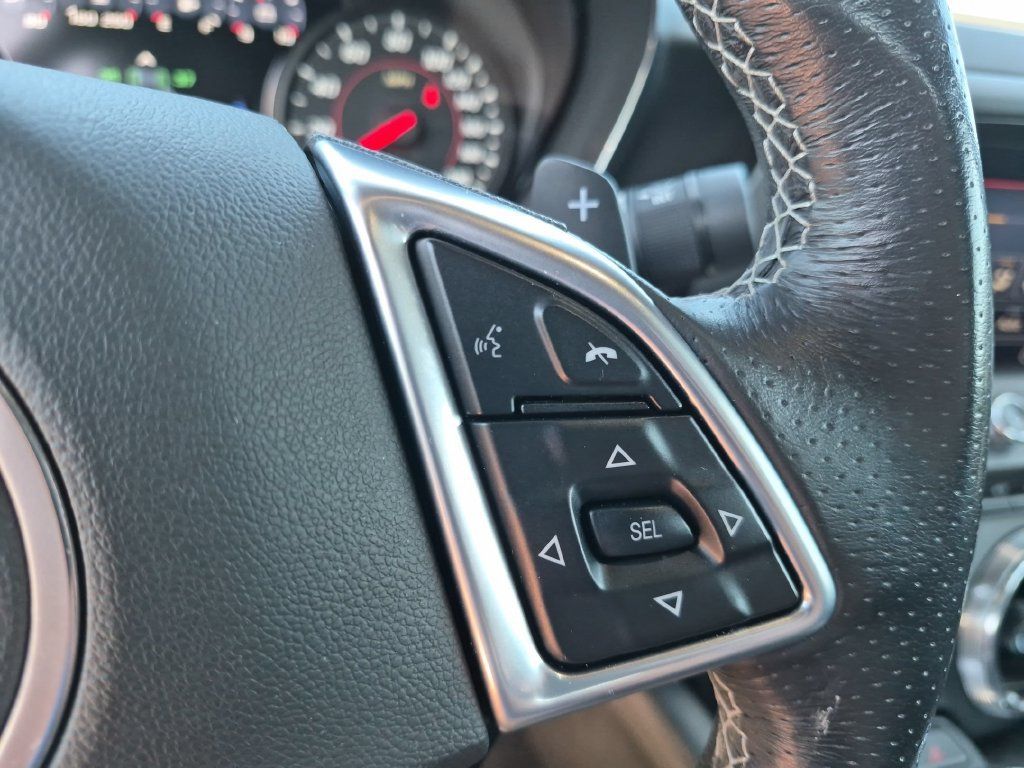 Used 2021 Chevrolet Camaro SS RWD image 16