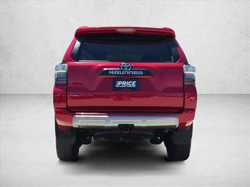 Used 2023 Toyota 4Runner TRD Off-Road Premium AWD/4WD image 7