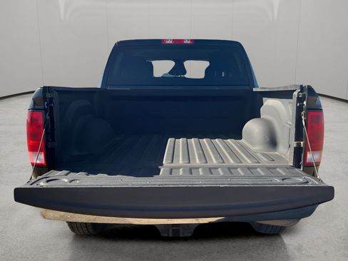 Used 2022 RAM 1500 Classic SLT w/ Protection Group AWD/4WD image 31