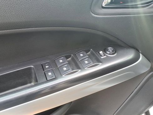 Certified 2022 Chevrolet Colorado LT w/ Luxury Package image 14