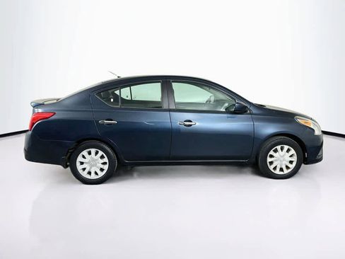 Used 2015 Nissan Versa SV FWD image 24