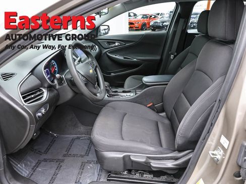 Used 2024 Chevrolet Malibu LS FWD image 13