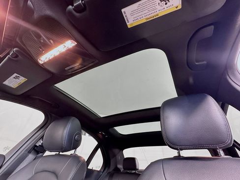 Used 2015 Mercedes-Benz C 300 4MATIC Sedan image 27
