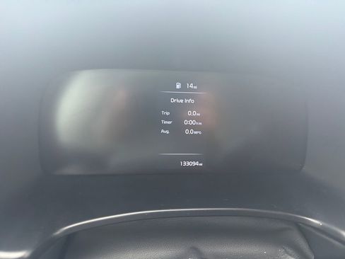 Used 2023 Kia Soul GT-Line w/ GT-Line Technology Package FWD image 16