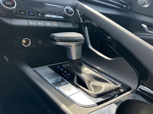 New 2026 Hyundai Elantra Blue image 23