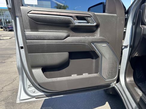 Used 2023 Chevrolet Silverado 1500 LTZ AWD/4WD image 20