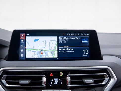 Certified 2024 BMW X3 xDrive30i w/ Convenience Package image 22