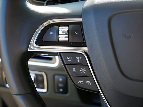 Used 2022 Lincoln Navigator Black Label image 19