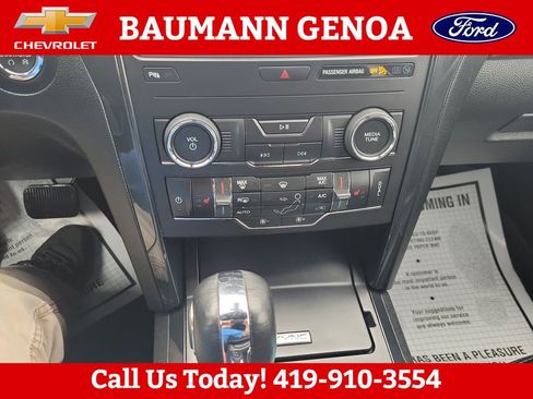 Used 2019 Ford Explorer XLT w/ Equipment Group 202A AWD/4WD image 18