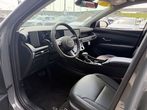 Certified 2025 Hyundai Tucson SEL FWD image 29