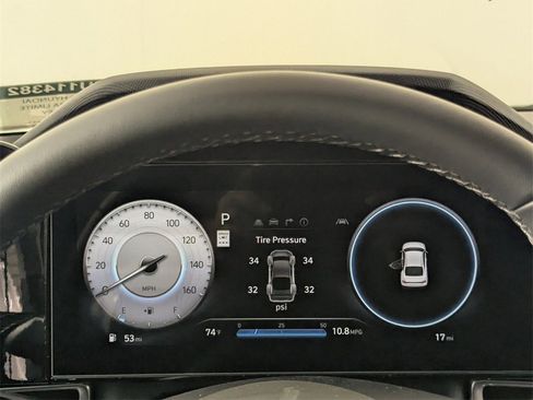 New 2026 Hyundai Elantra Limited image 18