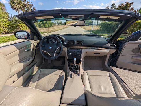 Used 2012 BMW 128i Convertible image 17