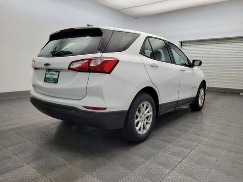 Used 2019 Chevrolet Equinox LS image 9