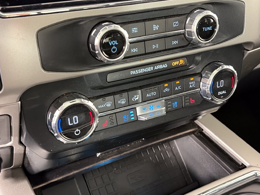 Certified 2022 Ford F350 Lariat w/ Lariat Ultimate Package AWD/4WD image 21