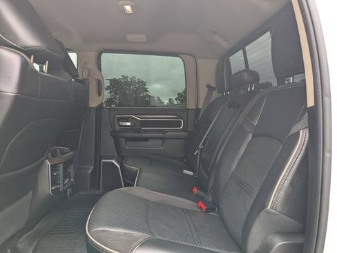 Used 2022 RAM 3500 Laramie AWD/4WD image 15