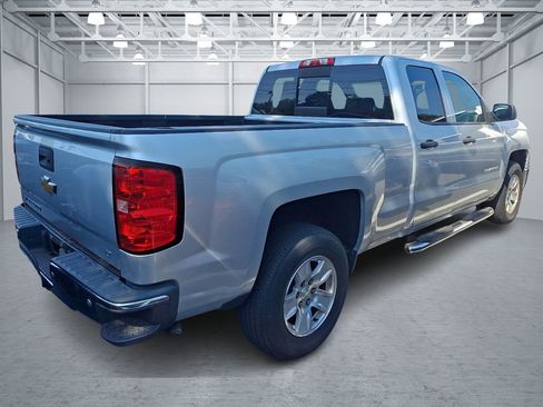 Used 2014 Chevrolet Silverado 1500 LT w/ LT Plus Package RWD image 2