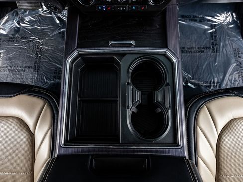 Used 2021 Ford F250 Limited w/ FX4 Off-Road Package image 27