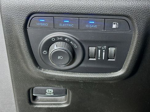 Used 2022 Jeep Grand Cherokee Limited 4xe AWD/4WD image 17